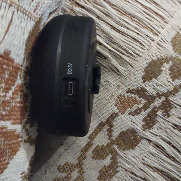 Bluetooth speaker - Picture 2 of 3